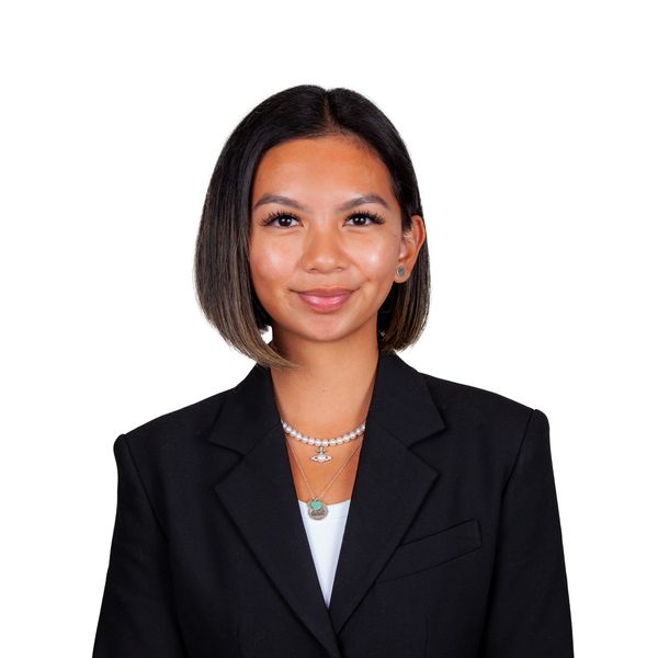Alexa Mairin Canlas, Associate